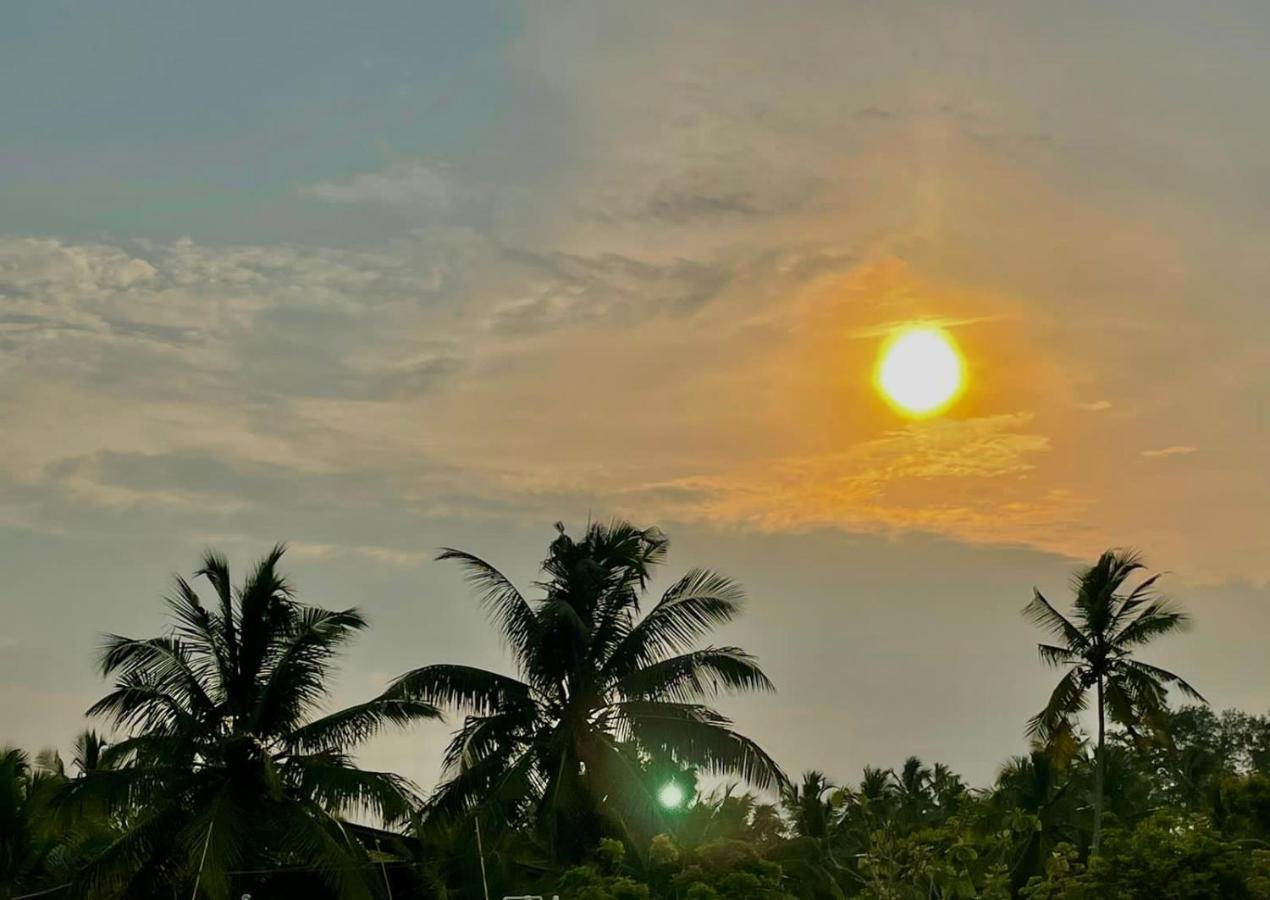 Santa Maria, Trivandrum - An Airport Boutique By The Sea Bed & Breakfast Thiruvananthapuram Dış mekan fotoğraf