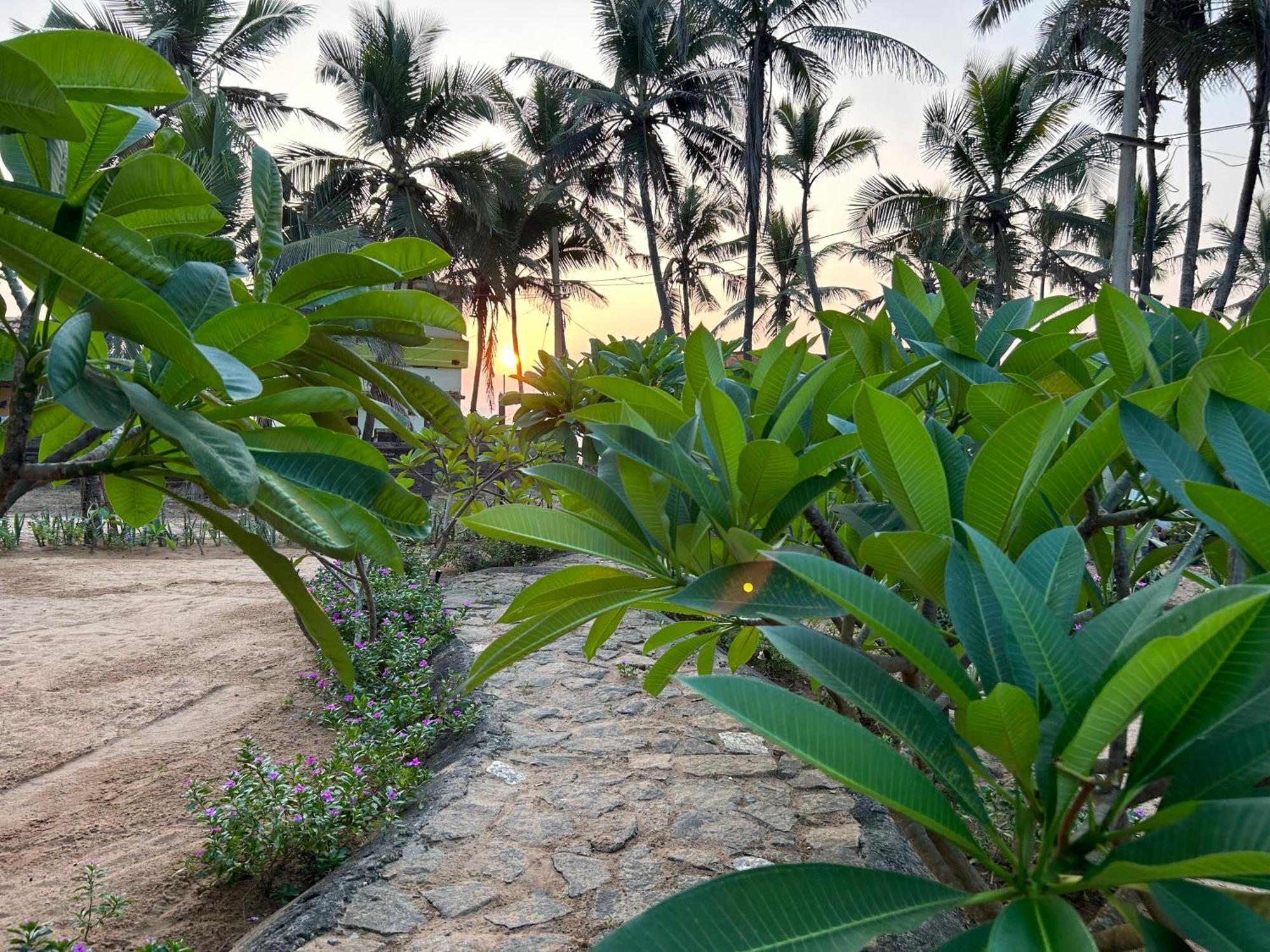 Santa Maria, Trivandrum - An Airport Boutique By The Sea Bed & Breakfast Thiruvananthapuram Dış mekan fotoğraf